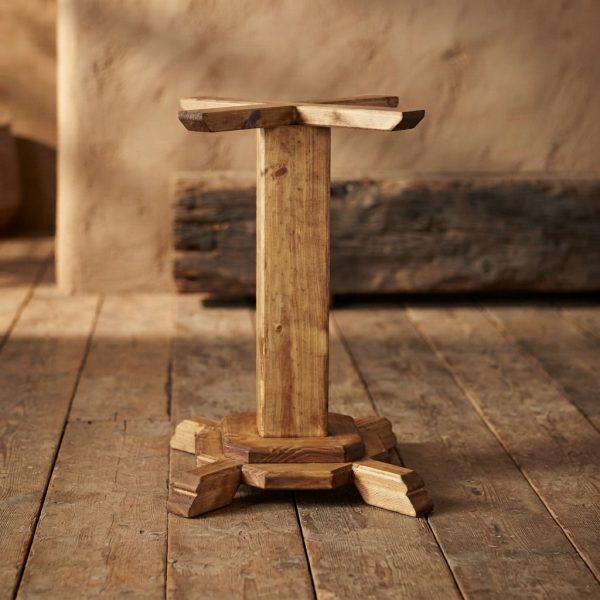 pedestal_02